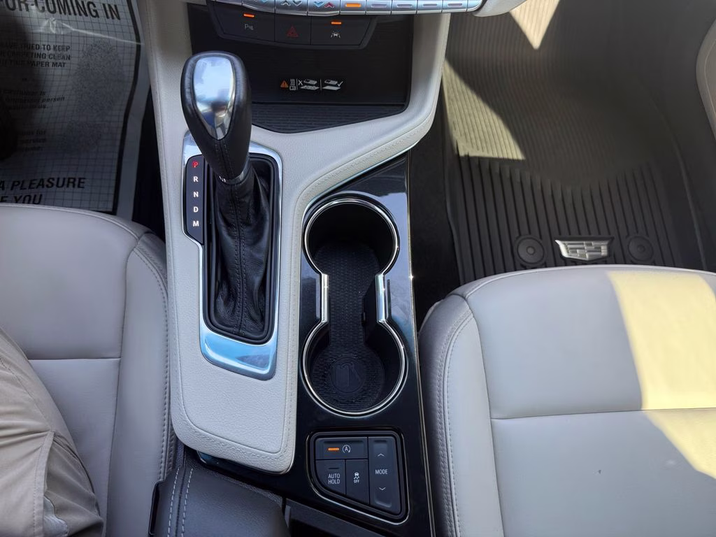 2023 Crystal White Tricoat Cadillac CT4 Luxury RWD Sedan