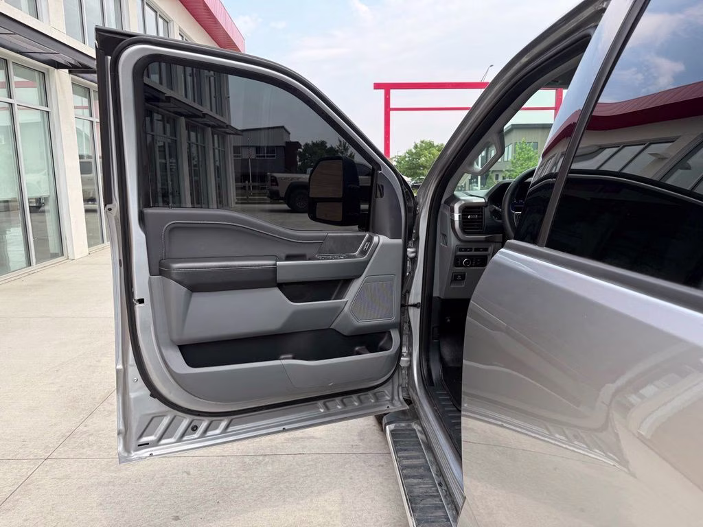 2024 Silver Metallic Ford F-150 XLT 4X4 Truck