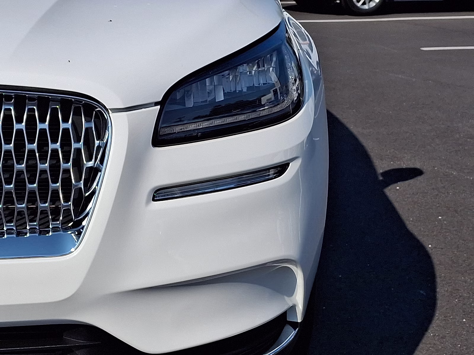 2022 Pristine White Metallic Tri-Coat - AZ Lincoln Corsair Standard AWD