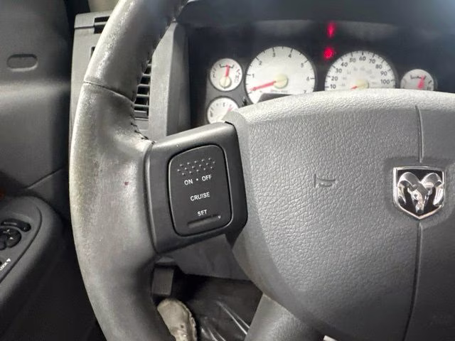 2006 Flame Red Clearcoat Dodge Ram 1500 SLT 4X4 Truck