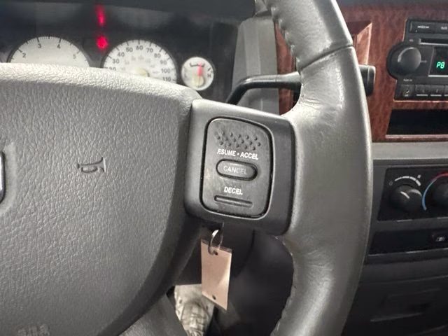 2006 Flame Red Clearcoat Dodge Ram 1500 SLT 4X4 Truck