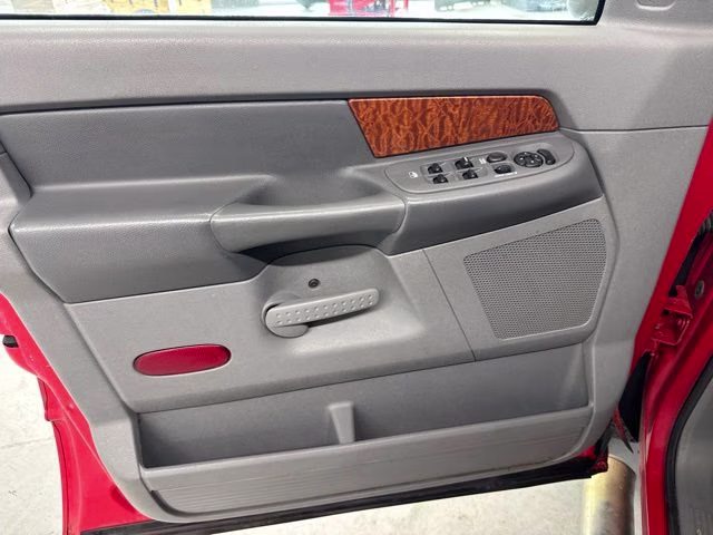 2006 Flame Red Clearcoat Dodge Ram 1500 SLT 4X4 Truck