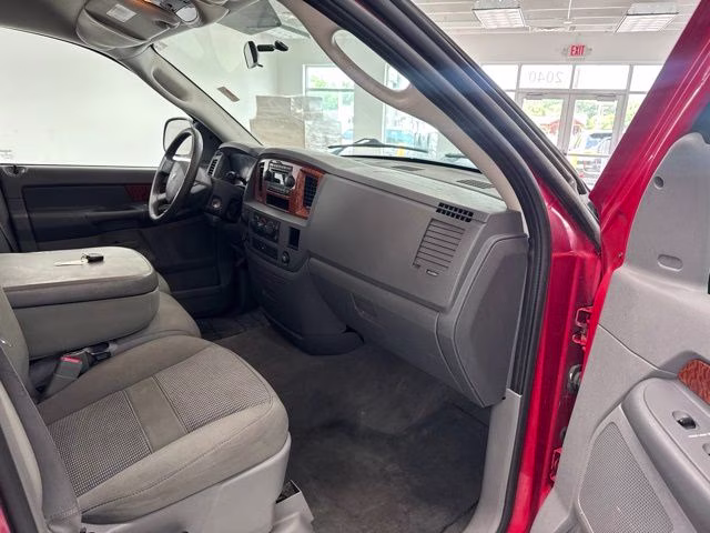 2006 Flame Red Clearcoat Dodge Ram 1500 SLT 4X4 Truck