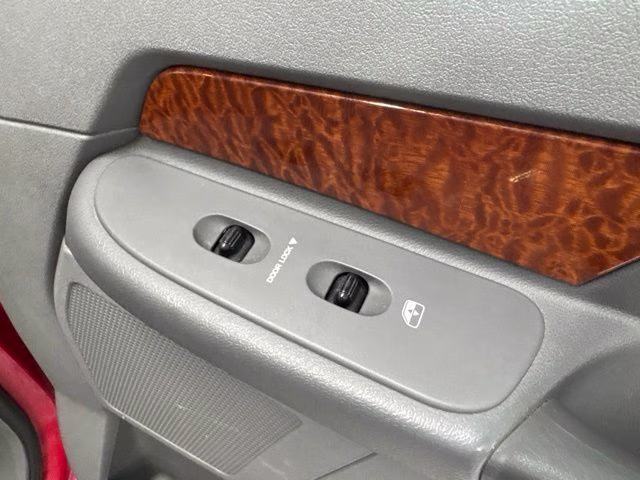 2006 Flame Red Clearcoat Dodge Ram 1500 SLT 4X4 Truck