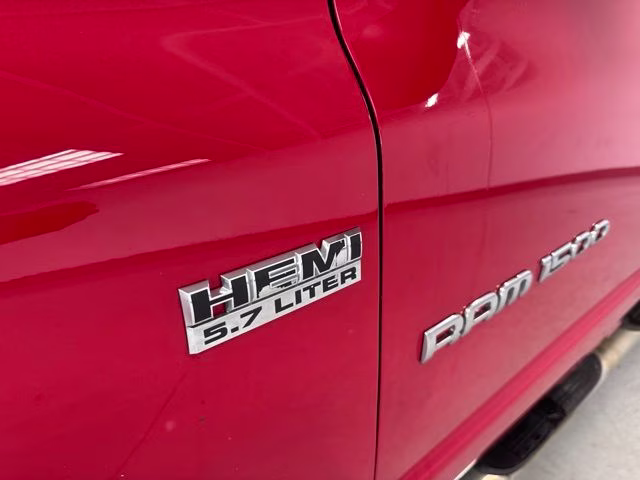 2006 Flame Red Clearcoat Dodge Ram 1500 SLT 4X4 Truck