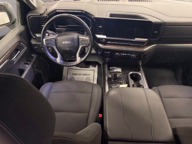 2023 Summit White Chevrolet Silverado 1500 LT Trail Boss 4X4 Truck