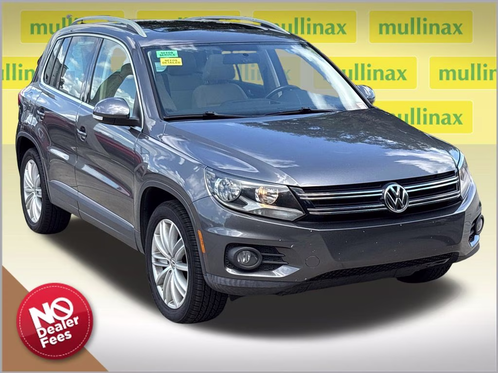 2012 Pepper Gray Metallic Volkswagen Tiguan SE FWD SUV