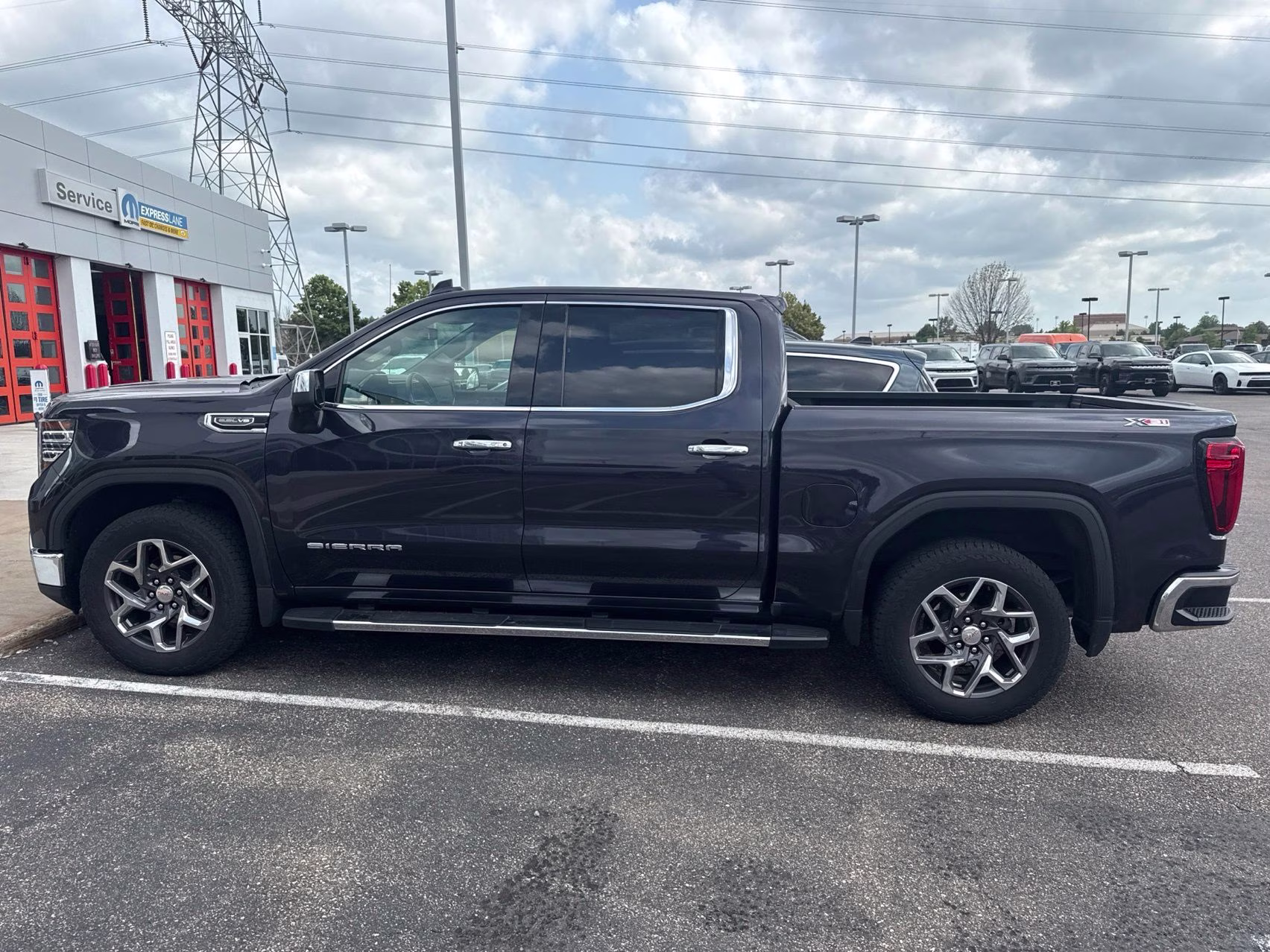 2022 Titanium Rush Metallic GMC Sierra 1500 SLT 4X4 Truck