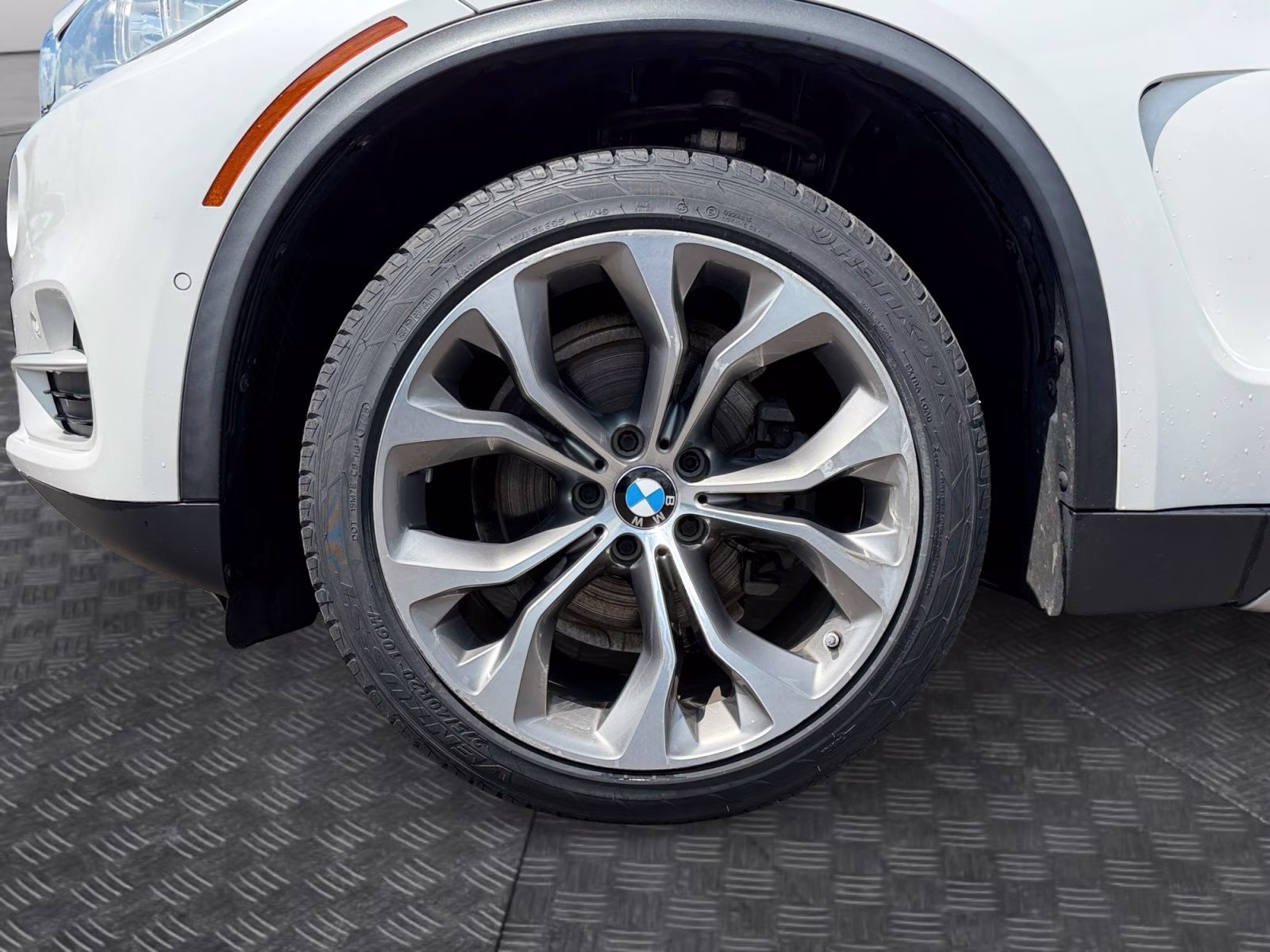2018 White Metallic BMW X5 xDrive35i AWD SUV