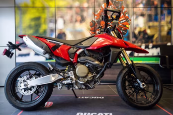 2026 Ducati MULTISTRADA V2