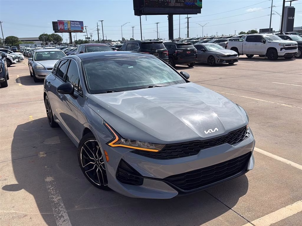 2022 Wolf Gray Kia K5 GT FWD Sedan
