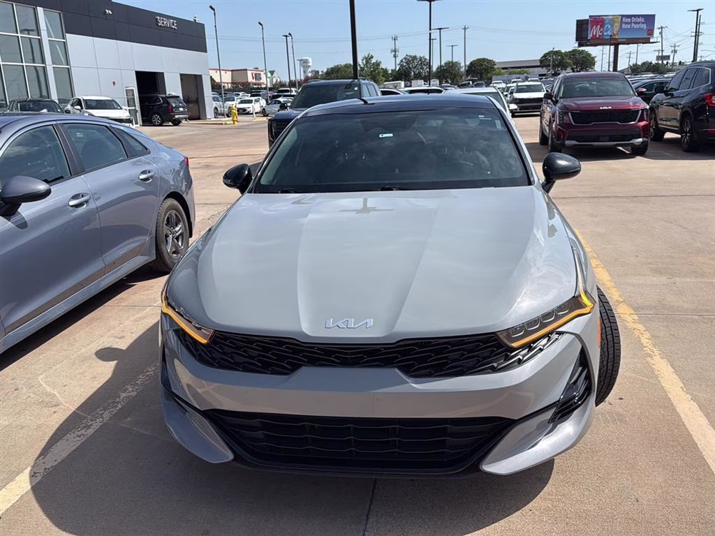 2022 Wolf Gray Kia K5 GT FWD Sedan