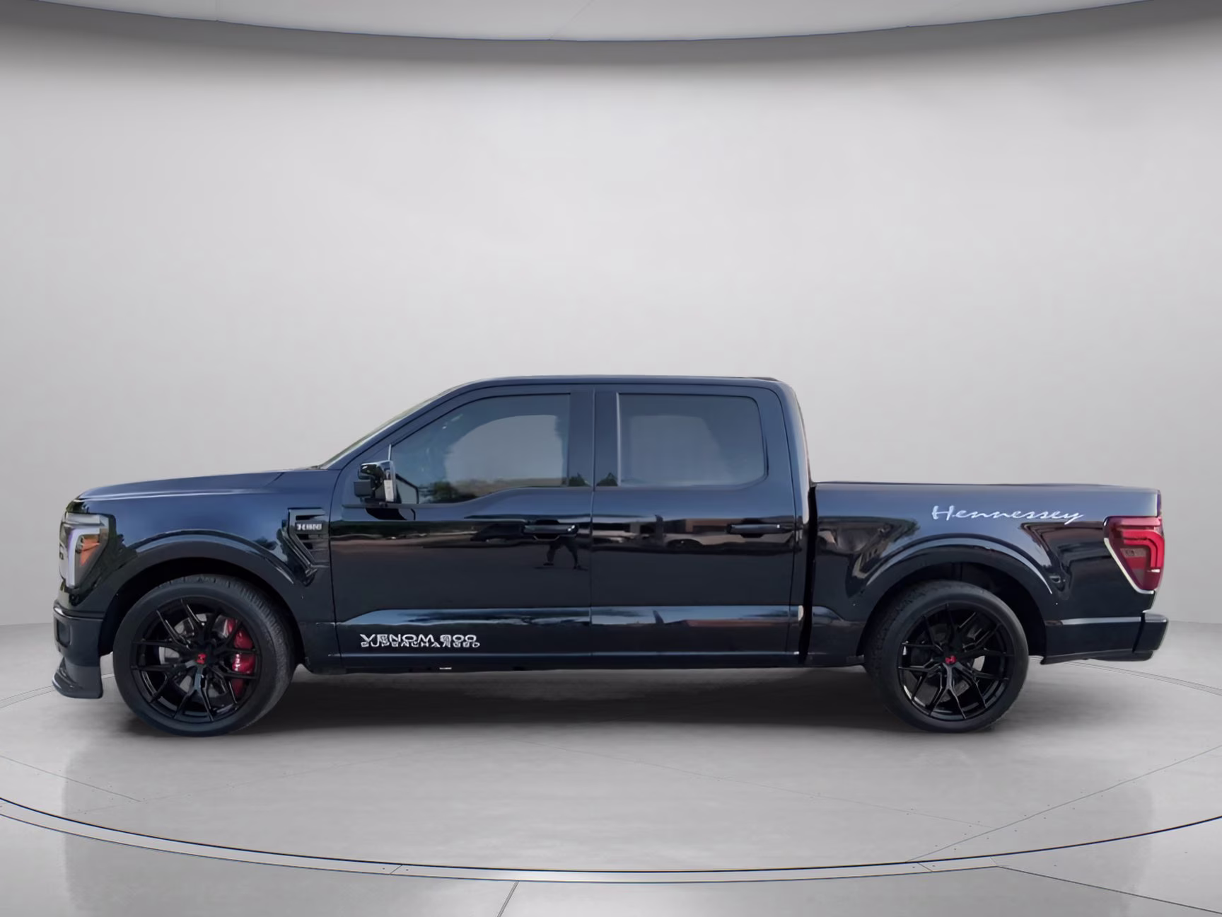 2026 Antimatter Blue Metallic Ford F-150 LARIAT Crew Cab Pickup 4X4 Truck