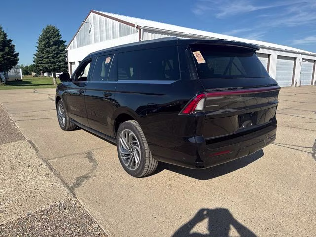 2025 Black Metallic Lincoln Navigator L Reserve 4X4 SUV