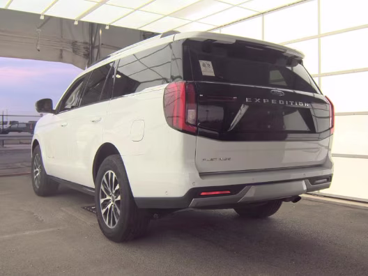 2025 Oxford White Ford Expedition Platinum 4X4 SUV