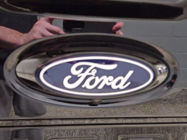 2026 Shadow Black Ford Maverick Lariat AWD Truck