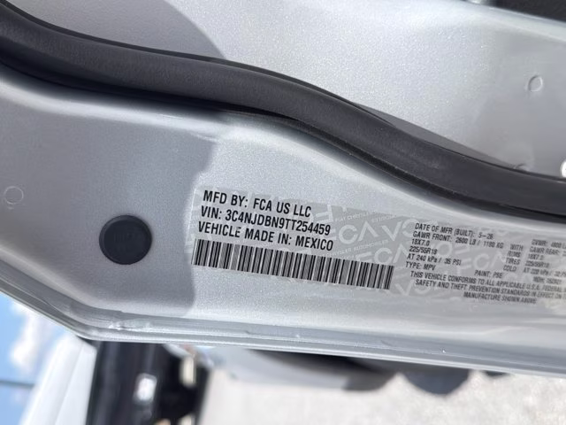 2026 Silver Zynith Metallic Clearcoat Jeep Compass Latitude Altitude 4X4 SUV