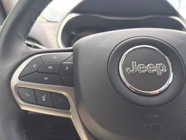 2021 Diamond Black Crystal Pearlcoat Jeep Cherokee Limited FWD SUV