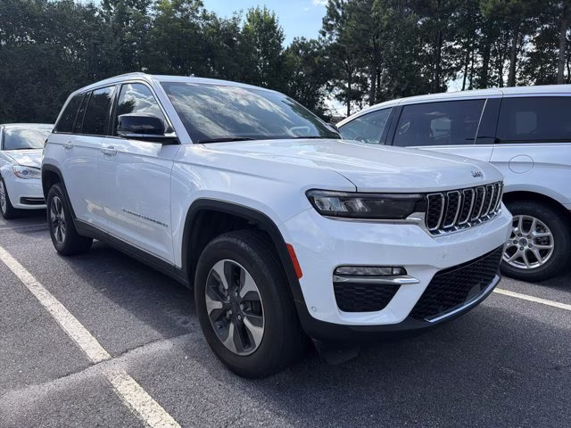 2022 Bright White Clearcoat Jeep Grand Cherokee 4xe 4xe 4X4 SUV