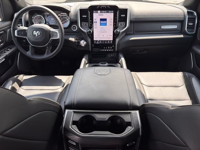 2023 Diamond Black Crystal Pearlcoat Ram 1500 Laramie 4X4 Truck