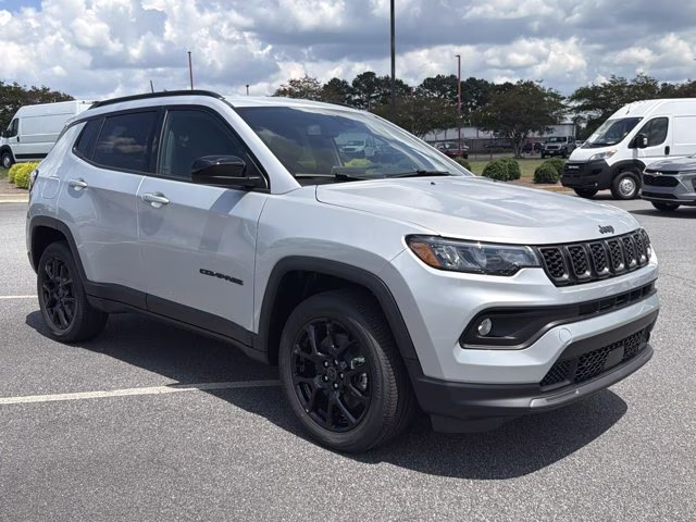 2026 Silver Zynith Metallic Clearcoat Jeep Compass Latitude Altitude 4X4 SUV