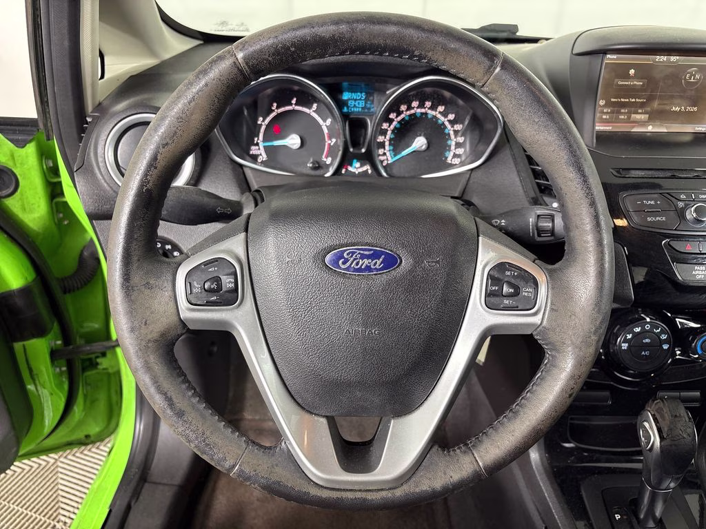 2015 Green Envy Metallic Tricoat Ford Fiesta SE FWD Hatchback