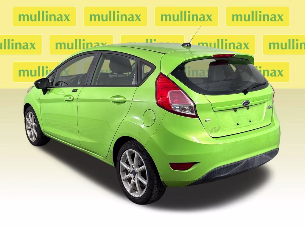 2015 Green Envy Metallic Tricoat Ford Fiesta SE FWD Hatchback