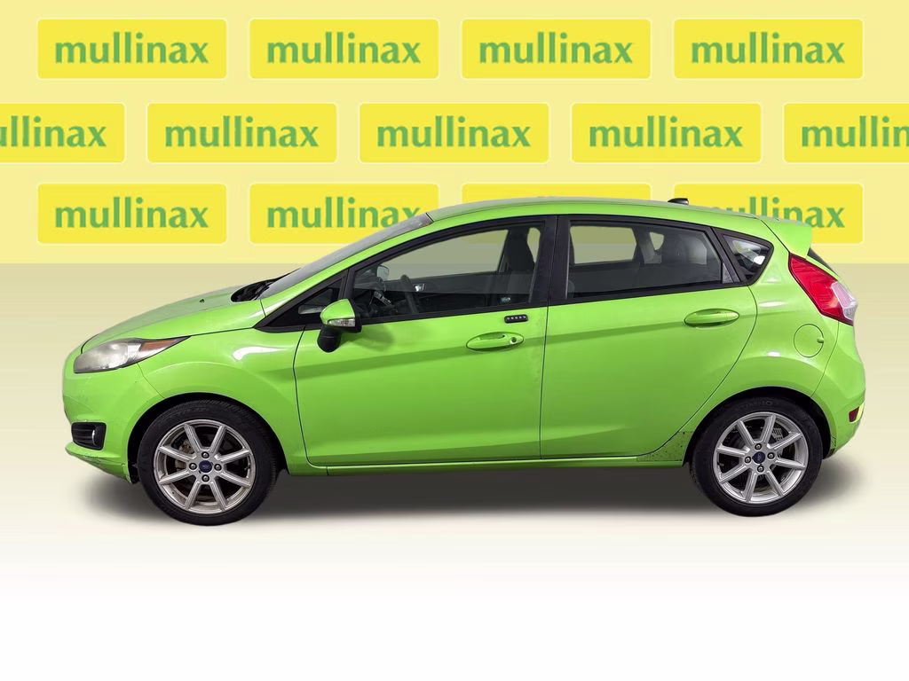 2015 Green Envy Metallic Tricoat Ford Fiesta SE FWD Hatchback