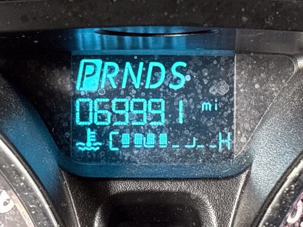 2015 Green Envy Metallic Tricoat Ford Fiesta SE FWD Hatchback