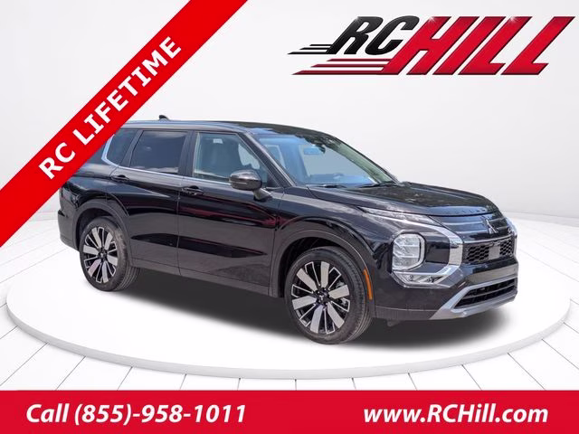 2026 Labrador Black Pearl Mitsubishi Outlander SE FWD SUV