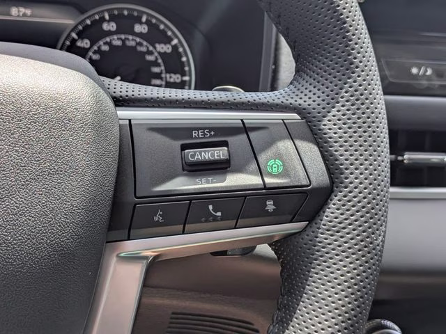 2026 Labrador Black Pearl Mitsubishi Outlander SE FWD SUV