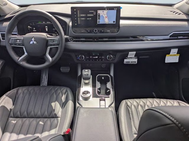 2026 White Diamond Mitsubishi Outlander SEL FWD SUV