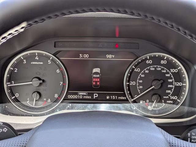 2026 White Diamond/Black Roof Mitsubishi Outlander Trail Edition AWD SUV