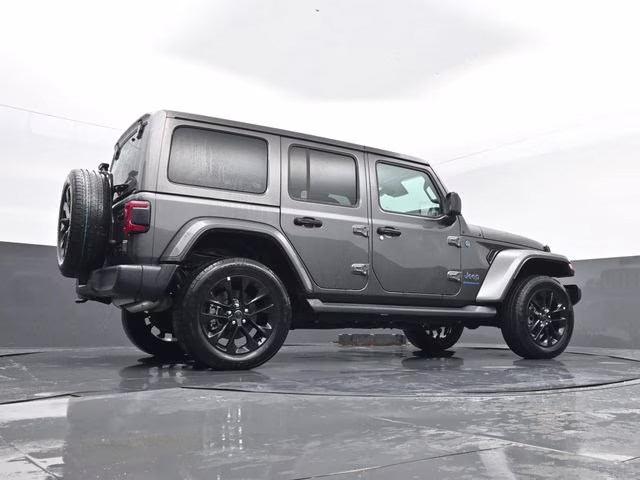 2025 Granite Crystal Metallic Clearcoat Jeep Wrangler Sahara 4xe 4X4 SUV