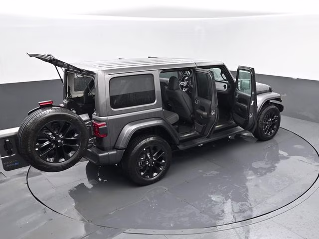 2025 Granite Crystal Metallic Clearcoat Jeep Wrangler Sahara 4xe 4X4 SUV