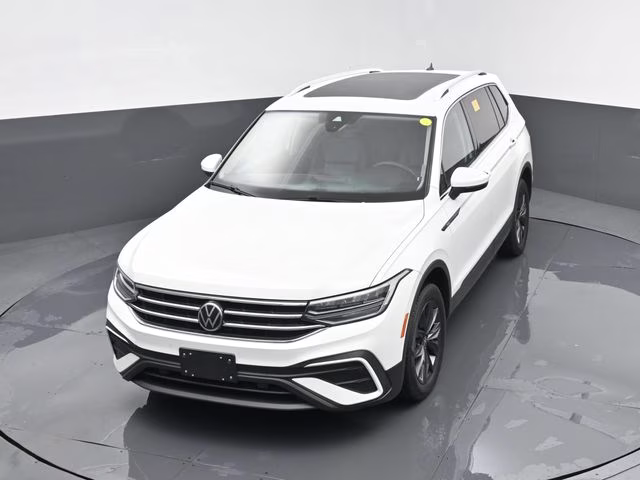 2022 Pure White Volkswagen Tiguan 2.0T SE AWD SUV