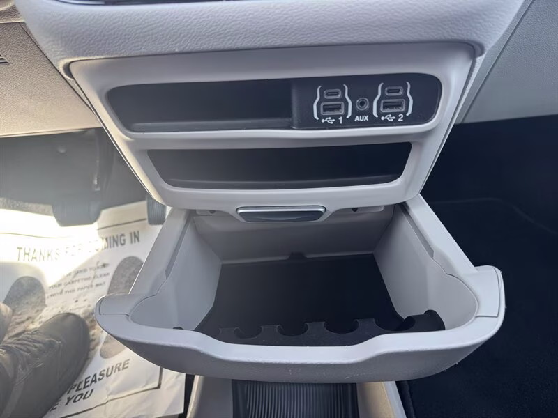 2024 Bright White Clear Coat Chrysler Voyager LX FWD Van