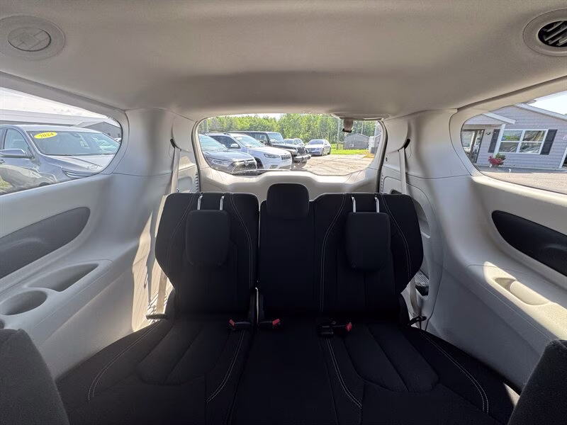 2024 Bright White Clear Coat Chrysler Voyager LX FWD Van