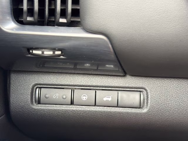 2026 Gun Metallic Nissan Pathfinder SL FWD SUV