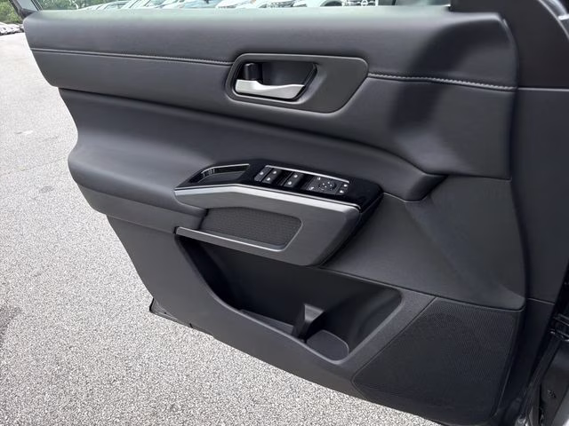 2026 Gun Metallic Nissan Pathfinder SL FWD SUV