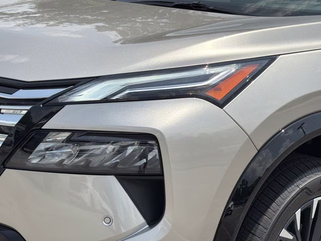 2026 Champagne Silver Metallic Nissan Rogue Platinum AWD SUV