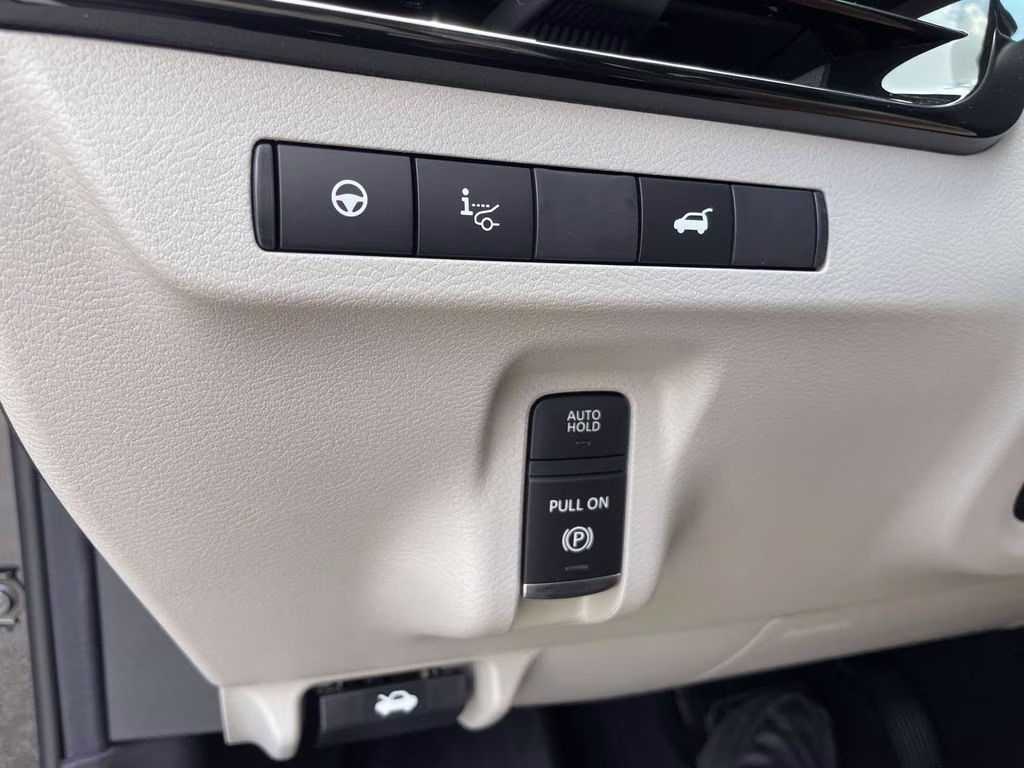 2026 Super Black Nissan Murano Platinum AWD SUV