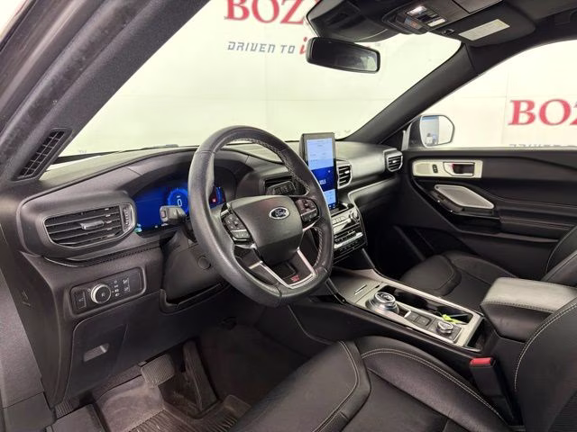 2022 Gray Metallic Ford Explorer ST 4X4 SUV