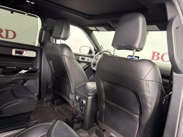 2022 Gray Metallic Ford Explorer ST 4X4 SUV