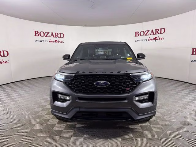 2022 Gray Metallic Ford Explorer ST 4X4 SUV