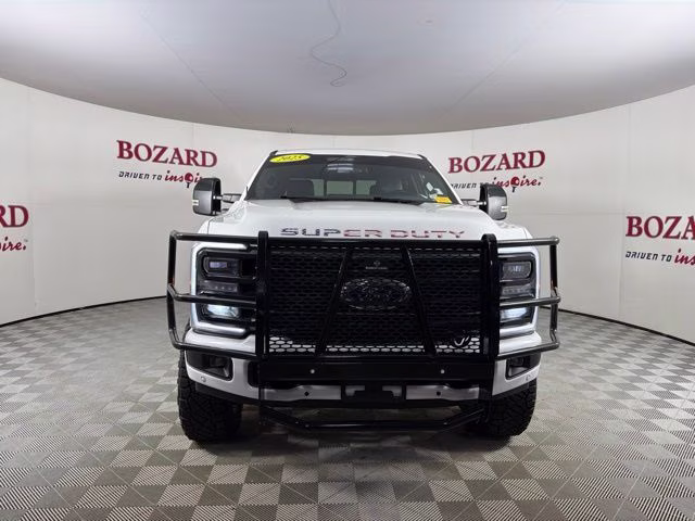 2025 White Metallic Ford Super Duty F-350 SRW Platinum 4X4 Truck
