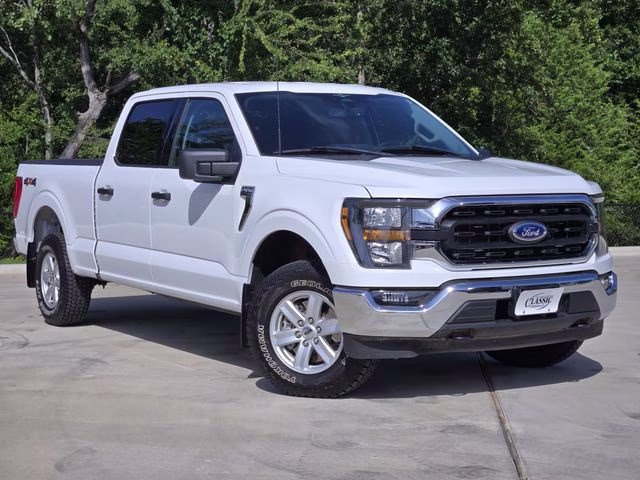 2023 Oxford White Ford F-150 XLT 4X4 Truck