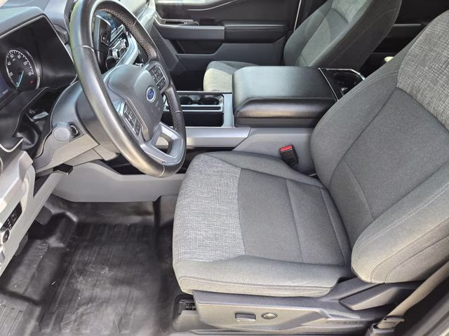 2023 Oxford White Ford F-150 XLT 4X4 Truck