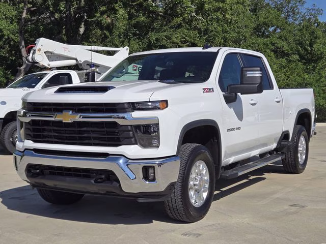 2025 Summit White Chevrolet Silverado 2500HD LT 4X4 Truck