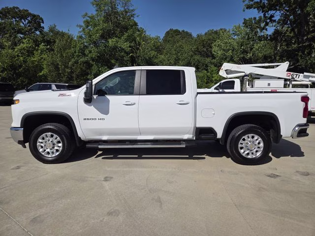 2025 Summit White Chevrolet Silverado 2500HD LT 4X4 Truck